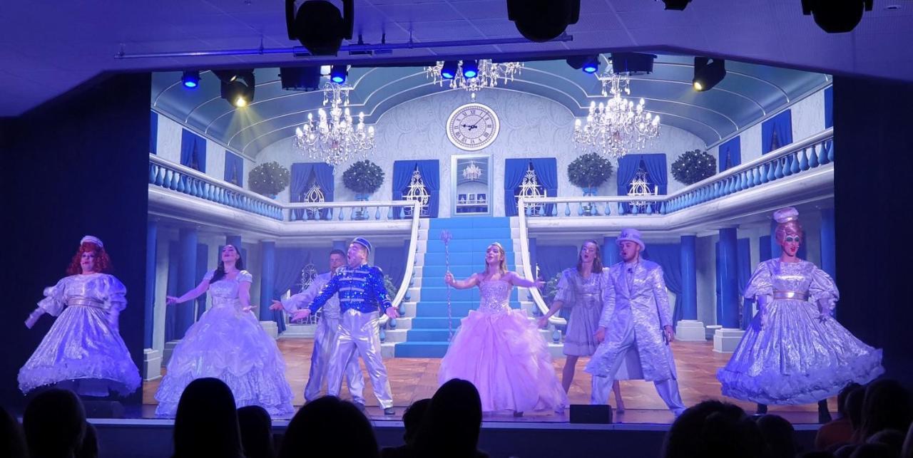Brookside West Sands Holiday Park Seal Bay Селси Экстерьер фото